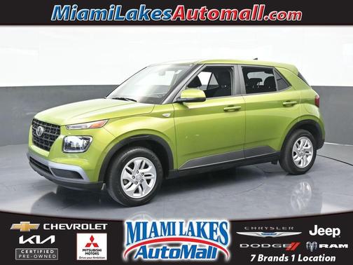 2022 Hyundai VENUE SE