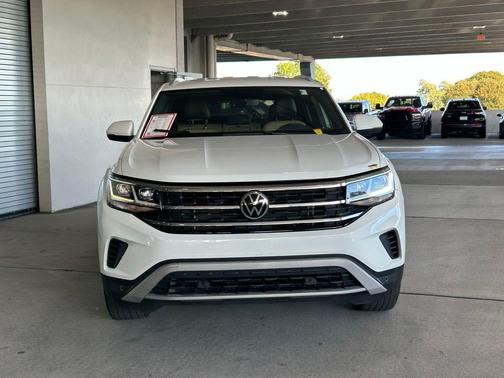 2022 Volkswagen Atlas Cross Sport 2.0T SE w/Technology