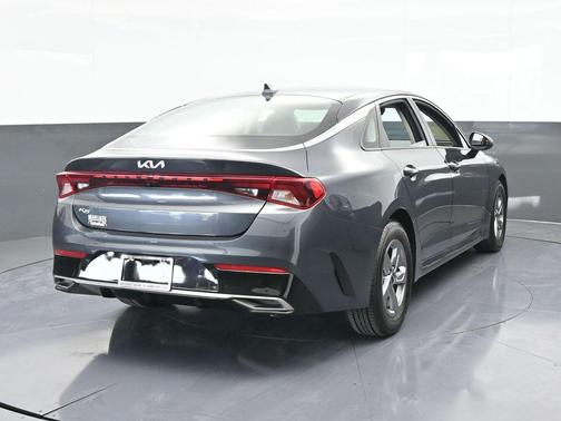 2022 Kia K5 LXS