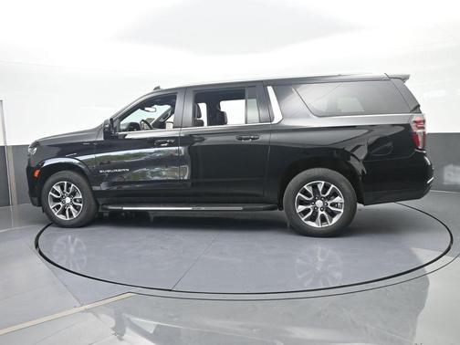 Black 2023 Chevrolet Suburban LT