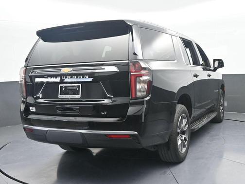 Black 2023 Chevrolet Suburban LT