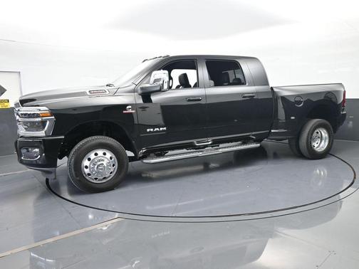 2025 RAM 3500 Laramie