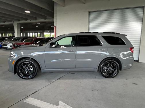 Destroyer Gray Clearcoat 2026 Dodge Durango GT Plus HEMI V8