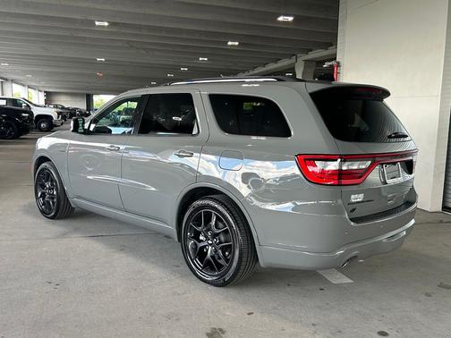 Destroyer Gray Clearcoat 2026 Dodge Durango GT Plus HEMI V8