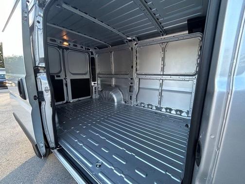 2025 RAM ProMaster 2500 Base