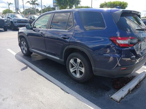 2023 Honda Pilot EX-L 8-Passenger