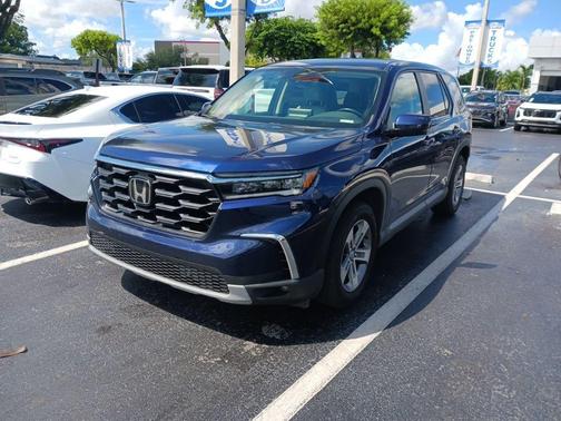 2023 Honda Pilot EX-L 8-Passenger