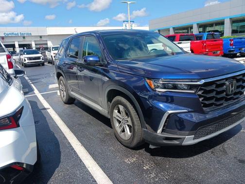 2023 Honda Pilot EX-L 8-Passenger