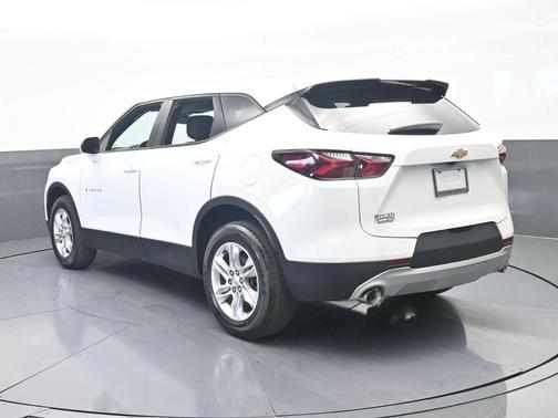 Summit White 2022 Chevrolet Blazer 2LT