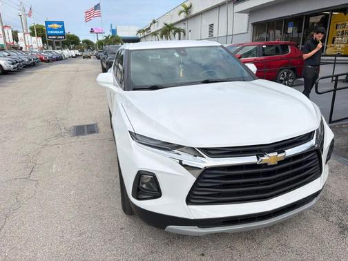 Summit White 2022 Chevrolet Blazer 2LT