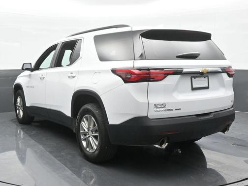 2022 Chevrolet Traverse LT Leather