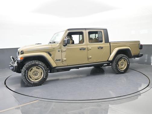 41 2026 Jeep Gladiator Willys 41