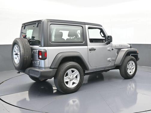 2020 Jeep Wrangler Sport