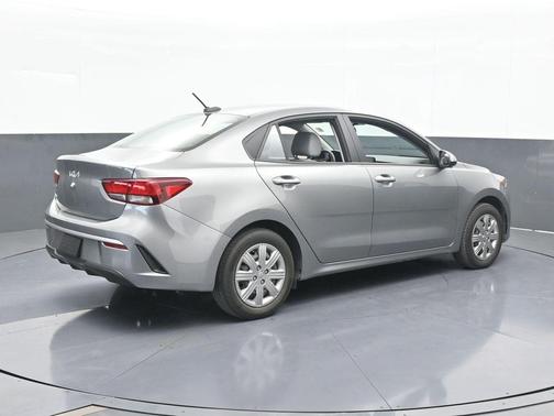2022 Kia Rio S