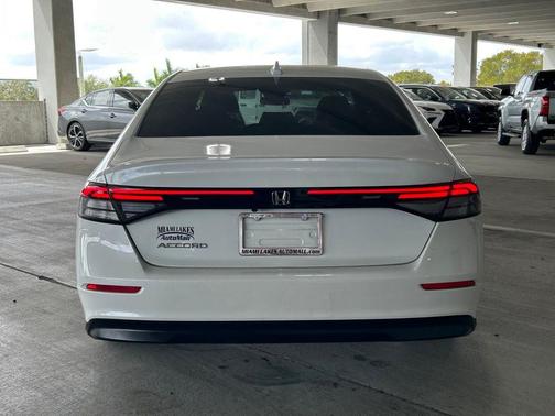 2024 Honda Accord LX