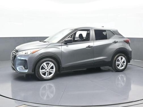 2022 Nissan Kicks S