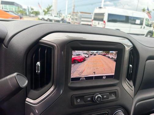 Summit White 2025 Chevrolet Silverado 1500 Custom