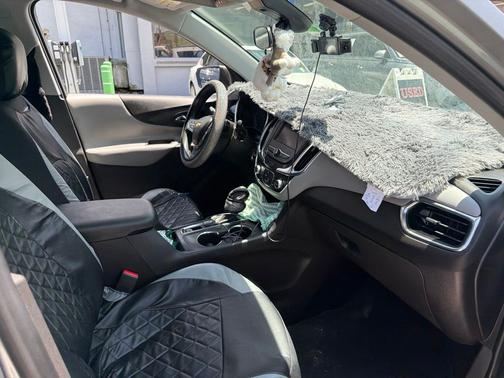 Sterling Gray Metallic 2024 Chevrolet Equinox LS