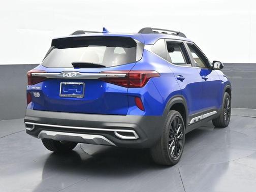 2022 Kia Seltos Nightfall