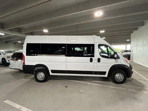 Bright White Clearcoat 2023 RAM ProMaster 2500 Window Van High Roof