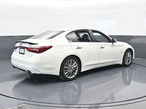 2018 INFINITI Q50 3.0t LUXE
