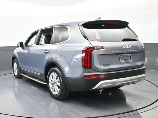 2022 Kia Telluride LX