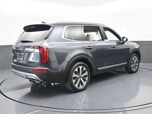 2021 Kia Telluride S