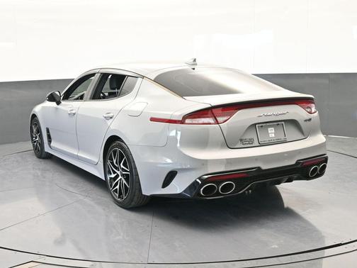 2022 Kia Stinger GT-Line