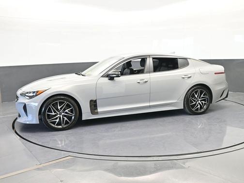 2022 Kia Stinger GT-Line