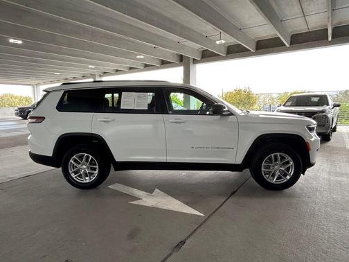 Bright White Clearcoat 2025 Jeep Grand Cherokee L Laredo