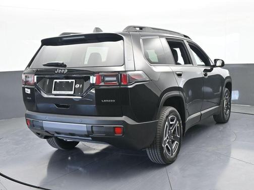2026 Jeep Cherokee LAREDO/LIMITED