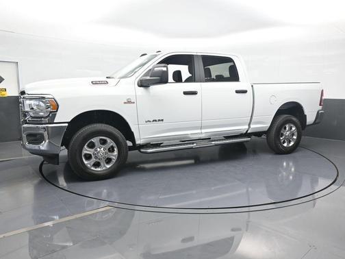 Bright White Clearcoat 2024 RAM 2500 Big Horn