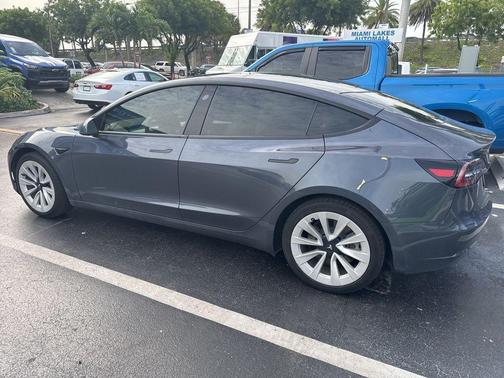 2022 Tesla Model 3 Base