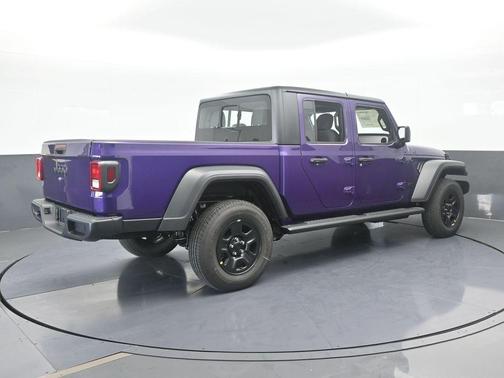 2026 Jeep Gladiator Sport