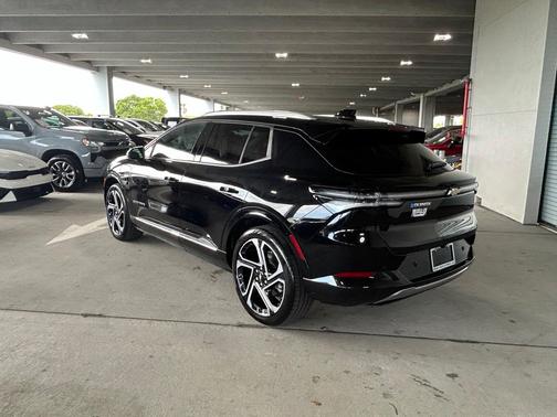 Black 2024 Chevrolet Equinox EV LT