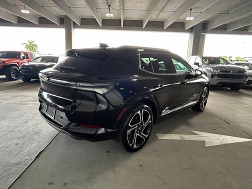 Black 2024 Chevrolet Equinox EV LT