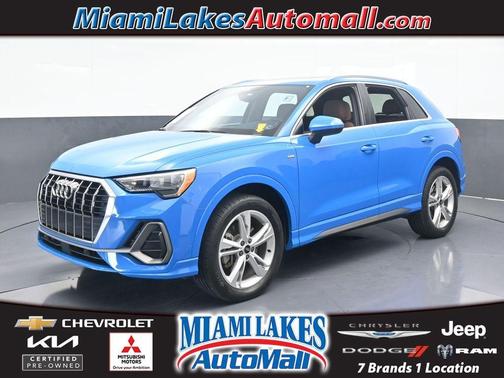 2022 Audi Q3 45 S line Premium