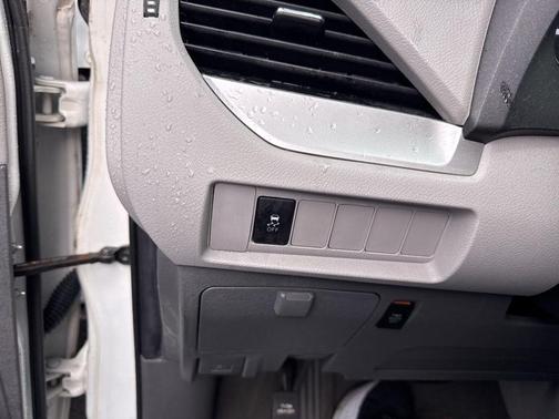 2020 Toyota Sienna LE