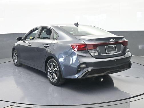 Gravity Gray 2024 Kia Forte LXS