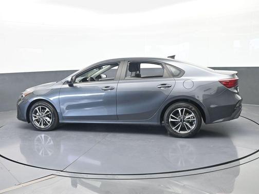 Gravity Gray 2024 Kia Forte LXS