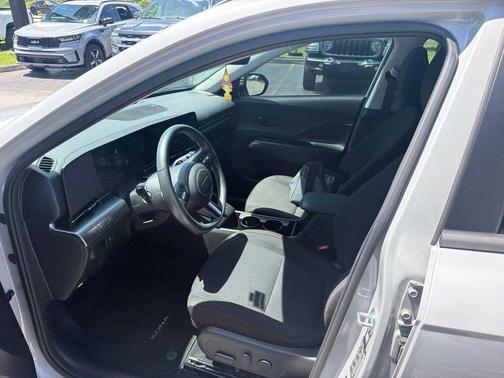 Cyber Gray Metallic 2024 Hyundai KONA SEL