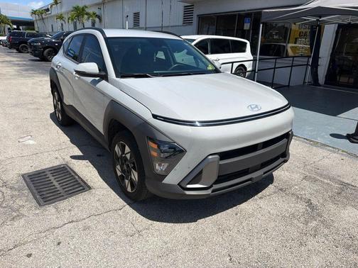 Cyber Gray Metallic 2024 Hyundai KONA SEL
