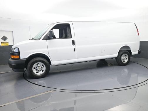 Summit White 2026 Chevrolet Express 2500 Work Van