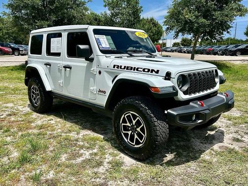Bright White Clearcoat 2026 Jeep Wrangler Rubicon