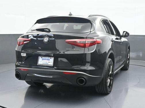 2019 Alfa Romeo Stelvio Base