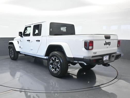 2024 Jeep Gladiator Sport