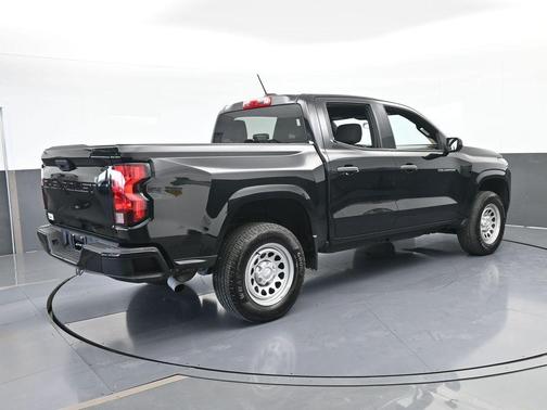 2024 Chevrolet Colorado WT