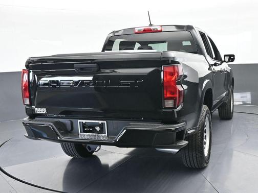 2024 Chevrolet Colorado WT