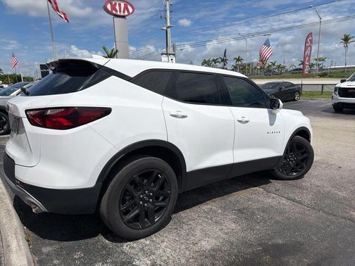 Summit White 2022 Chevrolet Blazer 2LT