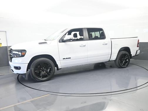 Bright White Clearcoat 2020 RAM 1500 Big Horn